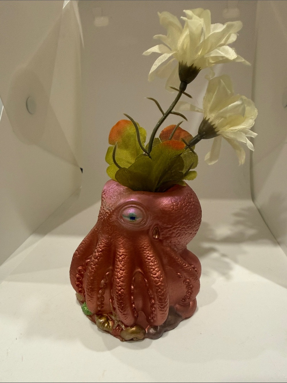 Resin Octopus Vase in Shimmery Coral Pink - Picture 3 of 10